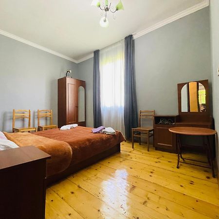 Guesthouse Am Museum Mestia Dış mekan fotoğraf